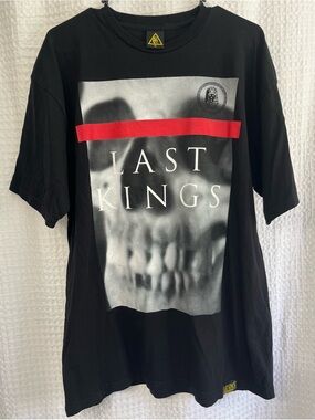 Men’s XL last Kings Black Graphic Tee with Red Accent